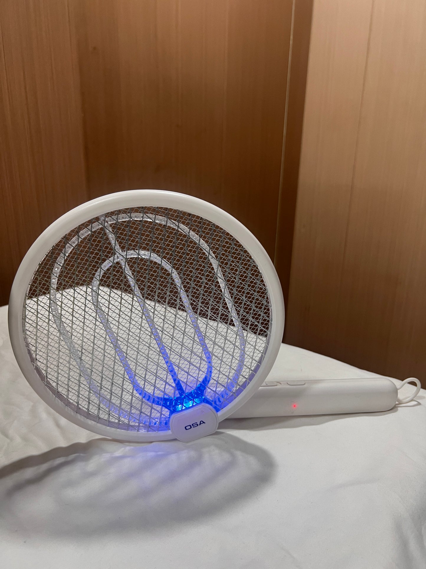 Electric Fly Swatter Racket, Foldable 2 in 1 Bug Zapper with Purple Trap Lamp